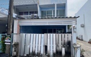 ทรัพย์สถาบันโดย GHB ทาวน์เฮาส์ เปรมปรีดิ์ (Baan Prempri Country Home Rangsit-Klong 2)