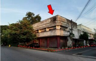 ทรัพย์ธนาคารโดย บริษัท บริหารสินทรัพย์สุขุมวิท จำกัด ตึกแถว-อาคารพาณิชย์ ถนนสหพัฒนา