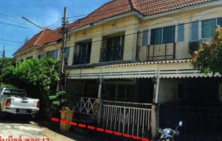 ทรัพย์สถาบันโดย GHB ทาวน์เฮาส์ หนองแขม กรุงเทพมหานคร