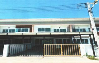 ทรัพย์สถาบันโดย GHB ทาวน์เฮาส์ ซอยหมู่บ้าน ธัญรดาวิลล์ ถนนสายตาคลี-ท่าตะโก (ทล