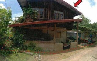 ทรัพย์สถาบันโดย GHB บ้านเดี่ยว แดง