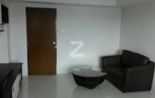 ให้เช่าคอนโด เดอะ กั๊ม คอนโดมิเนียม อาคาร เอ บี ซีและดี (The Kump Condominium Building A,B,C,D) : เจ้าของให้เช่าเอง (งดรับนายหน้า)