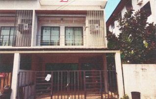 ทรัพย์สถาบันโดย GHB ทาวน์เฮาส์ รัชธานี 11