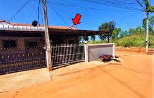 ทรัพย์สถาบันโดย GHB บ้านแฝด ซอยหมู่บ้านโคราชวิลเลจ4 ถนนราชสีมา - กบินทร์บุร