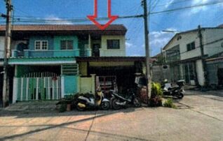 ทรัพย์สถาบันโดย GHB ทาวน์เฮาส์ ฉัตรไพลิน ลาดหลุมแก้ว (Chatrapailin Latlumkaew)