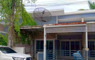 ทรัพย์สถาบันโดย JAM ทาวน์เฮาส์ กษิรา ปาร์ค (Kasira Park Nong Chak-Ban Bueng)