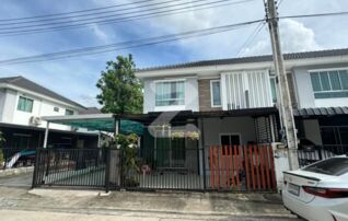บ้าน🏡 ทาวน์โฮม2ชั้น หลังริม 4 ห้องนอน 2ห้องน้ำ  พันเสด็จใน  บ่อวิน, ศรีราชา,ปลวกแดง 🌊  ขายบ้านทาวน์โฮม2ชั้น (หลังริม)  : เจ้าของขายเอง (งดรับนายหน้า)
