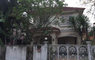 ทรัพย์สถาบันโดย GHB บ้านเดี่ยว เค.ซี.กรีนวิลล์ (K.C. Green Ville)