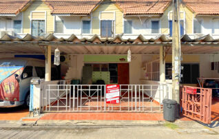 ทรัพย์สถาบันโดย JAM ทาวน์เฮาส์ หมู่บ้านแฟมิลี่แลนด์ (Family Land)