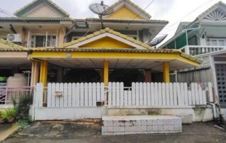 ทรัพย์สถาบันโดย ธอส. ทาวน์เฮาส์ พฤกษา 13 (Baan Pruksa 13 Klong Sam)