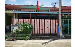 ทรัพย์สถาบันโดย GHB ทาวน์เฮาส์ แสนสุข