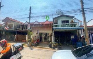 ทรัพย์สถาบันโดย GHB ทาวน์เฮาส์ ไทยธานี