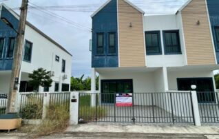 ทรัพย์สถาบันโดย GHB บ้านแฝด ซอยทางเข้าวัดสุดสวาทดิ์ ถนนสิงหวัฒน์(ทล.12)