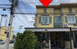 ทรัพย์สถาบันโดย GHB ทาวน์เฮาส์ โกลเด้น ทาวน์ ศรีราชา-อัสสัมชัญ (Golden Town Sriracha-Assumption)
