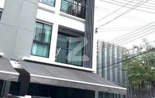 ✅ขายทาวน์โฮม 3ชั้น โครงการ บ้านกลางเมือง งามวงศ์วาน ขนาดที่ดิน 27.6 ตรว. 3 ห้องนอน, 3 ห้องน้ำ 1 ห้องเก็บของ (ต่อเติมข้างๆบ้าน) : เจ้าของขายเอง (งดรับนายหน้า)