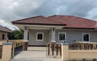 ทรัพย์สถาบันโดย GHB บ้านแฝด ซอยหมู่บ้านนาบุญวิลล่า เฟส 8 ถนนทุ่งสง-บ่อน้ำร้อน (ทล.4116)