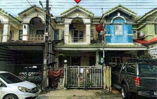 ทรัพย์สถาบันโดย GHB ทาวน์เฮาส์ พัฒนาสิริรามอินทรา