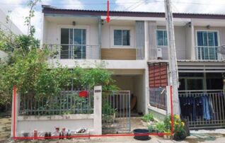 ทรัพย์สถาบันโดย GHB ทาวน์เฮาส์ เอพลัสกรีนโฮม
