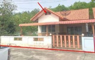 ทรัพย์สถาบันโดย GHB บ้านแฝด ซอยม.แผ่นดินทอง ลีฟวิ่ง ถนนปลวกแดง-ห้วยปราบ
