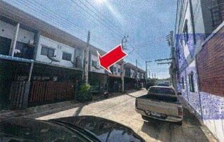 ทรัพย์สถาบันโดย GHB ทาวน์เฮาส์ ซอยบึงบน หมู่7 ซอย 6 ถนนทางหลวงชนบทหมายเลข 1