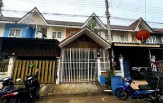 ทรัพย์สถาบันโดย GHB ทาวน์เฮาส์ ฉัตรไพลิน ลาดหลุมแก้ว (Chatrapailin Latlumkaew)