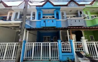 ทรัพย์สถาบันโดย GHB ทาวน์เฮาส์ บ้านฟ้ารังสิต คลอง 4