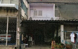 ทรัพย์สถาบันโดย ธอส. ทาวน์เฮาส์ บางนาวิลล่า