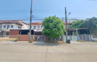 ทรัพย์สถาบันโดย JAM ทาวน์เฮาส์ วรินทราวิลล์ (Warintra Ville)