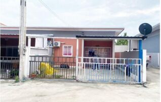 ทรัพย์สถาบันโดย GHB ทาวน์เฮาส์ นิคมพัฒนา ระยอง