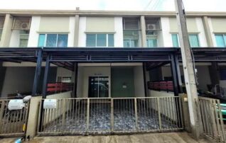 ทรัพย์สถาบันโดย GHB ทาวน์เฮาส์ บ้านลุมพินี ทาวน์วิลล์ รังสิต-คลอง 2 (Baan Lumpini Townville Rangsit-Klong 2)