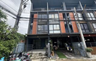 ทรัพย์สถาบันโดย SCB ทาวน์เฮาส์ใกล้ PK09 ศรีรัช เฮาส์ 35 แจ้งวัฒนะ (Haus 35 Chaengwattana) 