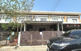 ทรัพย์สถาบันโดย GHB ทาวน์เฮาส์ ไลฟ ซอย 12