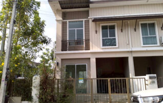 ทรัพย์สถาบันโดย JAM ทาวน์เฮาส์ พฤกษาวิลล์ 106 รังสิต-คลอง 2 (Pruksa Ville 106 Rangsit-Klong 2)