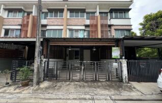 ทรัพย์สถาบันโดย JAM ทาวน์เฮาส์ บ้านทาวน์พลัส เทพารักษ์ (Town Plus Thepharak)