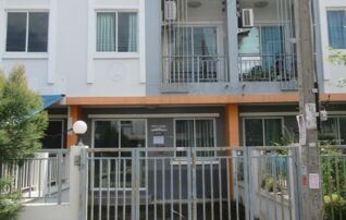 ทรัพย์ธนาคารโดย GHB ทาวน์เฮาส์ หนองจอก กรุงเทพมหานคร