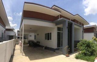 ทรัพย์สถาบันโดย GHB บ้านเดี่ยว ป่าสักวิลเลจ
