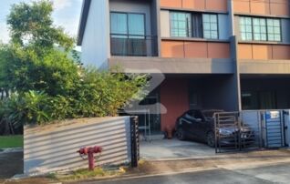 หมู่บ้านสิริ เพลส ราชพฤกษ์-รัตนาธิเบศร์ บ้านเลขที่ 222/89 หน้าบ้านทิศตะวันตกเฉียงเหนือ : เจ้าของขายเอง (งดรับนายหน้า)