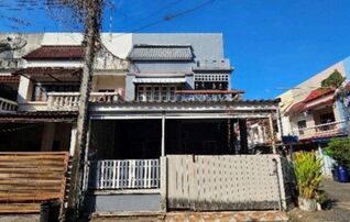 ทรัพย์สถาบันโดย GHB ทาวน์เฮาส์ ชมฟ้ารังสิต-คลอง 2 (Baan Chom Fa Rangsit-Klong 2)