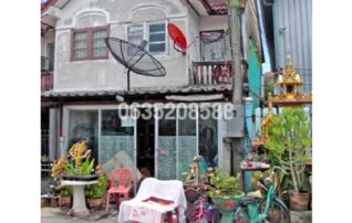 ขายทาวน์เฮาส์ ถนนเปียร์นนท์
