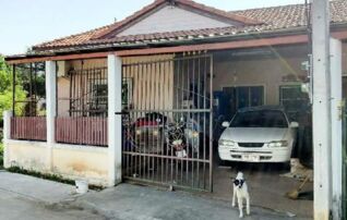 ทรัพย์สถาบันโดย GHB บ้านแฝด ซอยหมู่บ้านนาทอง ถนนสายพิษณุโลก-บึงพระ