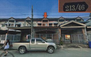 ทรัพย์สถาบันโดย GHB ทาวน์เฮาส์ แสงตะวัน