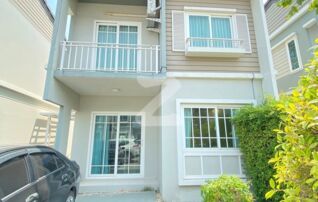 🏠หมู่บ้านอารียาไทรน้อย   (บ้านแฝด ขนาด 30.00 ตร.ว.  บิ้วอิน )  🏠บ้านแฝด2 ชั้น 3 นอน 2 น้ำ 1 ครัว มีที่จอดรถ 2 คัน🔥 : เจ้าของขายเอง (งดรับนายหน้า)