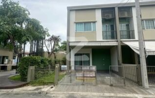 3 Beds 2 Baths - Townhouse Pathum Thani, Thailand ขายบ้าน เจ้าของขายเอง 🔥🔥🔥🔥ราคาขายลดพิเศษต่ำกว่าราคาประเมิน 2.69 ล้านบาท ลดจาก2.89 ล้านบาท🔥🔥🔥 : เจ้าของขายเอง (งดรับนายหน้า) 