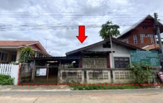 ทรัพย์สถาบันโดย บริษัท บริหารสินทรัพย์สุขุมวิท จำกัด บ้านเดี่ยว ซอยบ้านห้วยแล้ง ถนนสายดอนโมง-ดอนแก่นเท่า (ขก.2013)