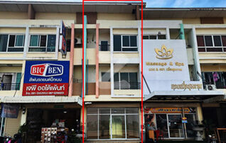 ให้เช่า อาคารพาณิชย์ ติดถนน ใกล้ตลาดลาดสวาย รังสิต ลำลูกกา คลอง 4 ปทุมธานี หน้ากว้าง จอดรถสะดวก มีประตูกระจก พร้อมทำธุรกิจและพักอาศัย : เจ้าของให้เช่าเอง (งดรับนายหน้า)