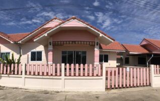 ทรัพย์สถาบันโดย GHB บ้านแฝด แสงตะวัน