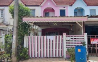 ทรัพย์สถาบันโดย GHB ทาวน์เฮาส์ กฤษณาเฮ้าส์ (Krissana House Klong Luang)