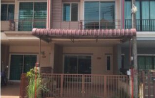 ทรัพย์สถาบันโดย GHB ทาวน์เฮาส์ สิรีณ