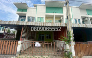 ขายทาวน์เฮาส์ เดอะวิลเลจ พลัส อมตะนคร (The Village Plus Amata-Donhualo)