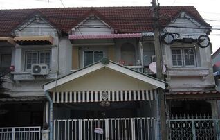 ทรัพย์สถาบันโดย GHB ทาวน์เฮาส์ ลำลูกกา ปทุมธานี